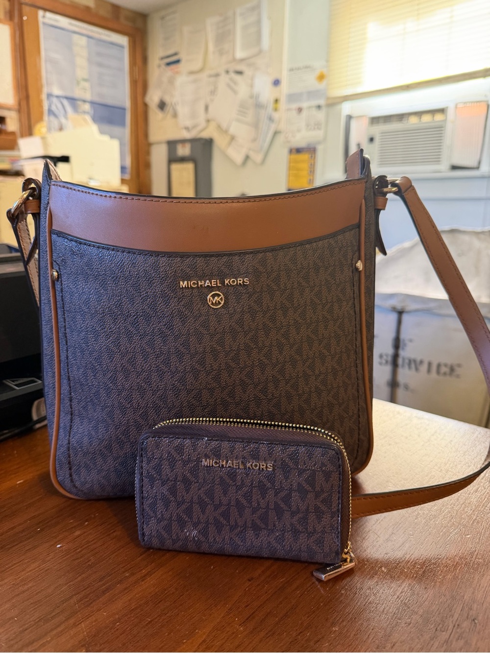 MICHAEL KORS Brown Logo Crossbody Bag with Matching Wallet